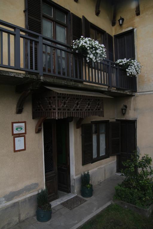 B&B Casa Carla Пинероло Экстерьер фото