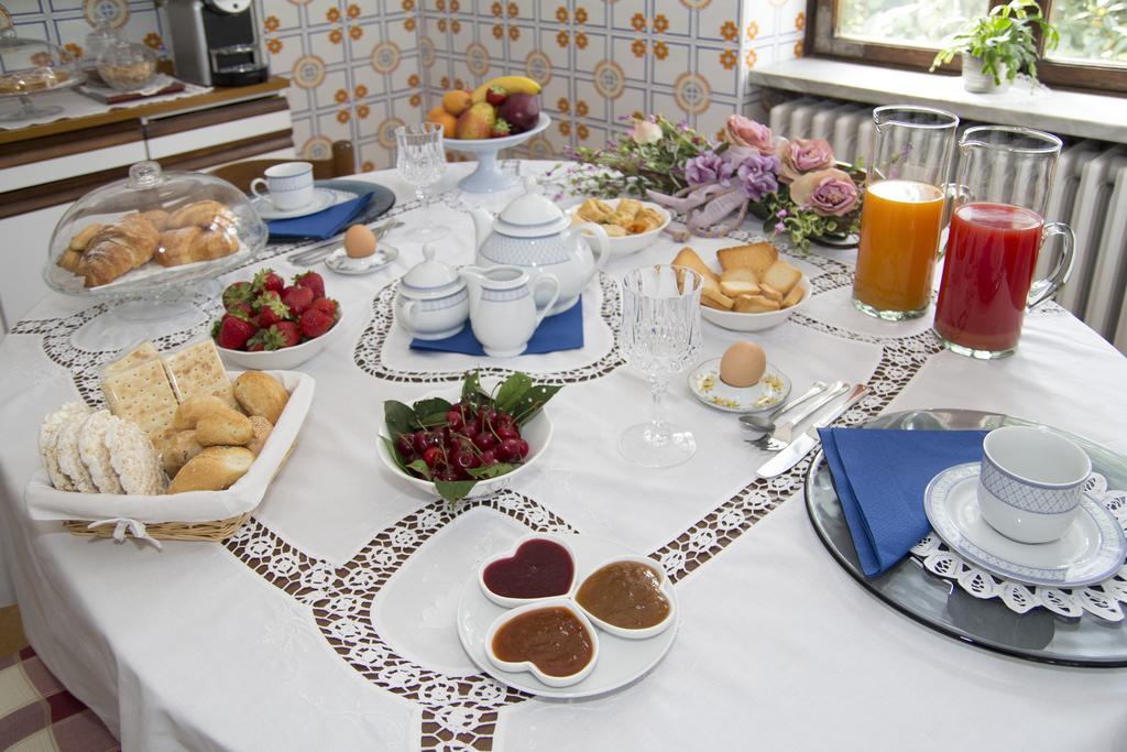 B&B Casa Carla Пинероло Экстерьер фото