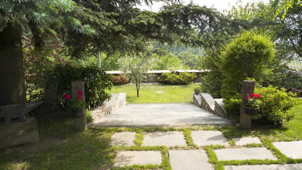 B&B Casa Carla Пинероло Экстерьер фото